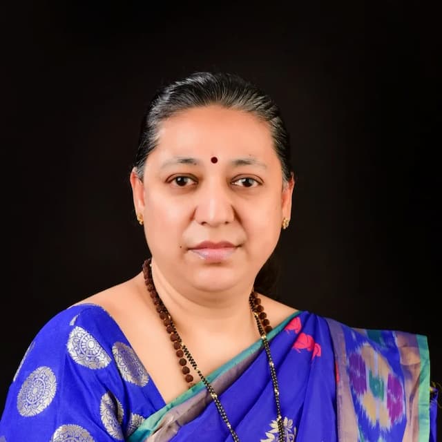  Dr. Kumudhini Ravindra